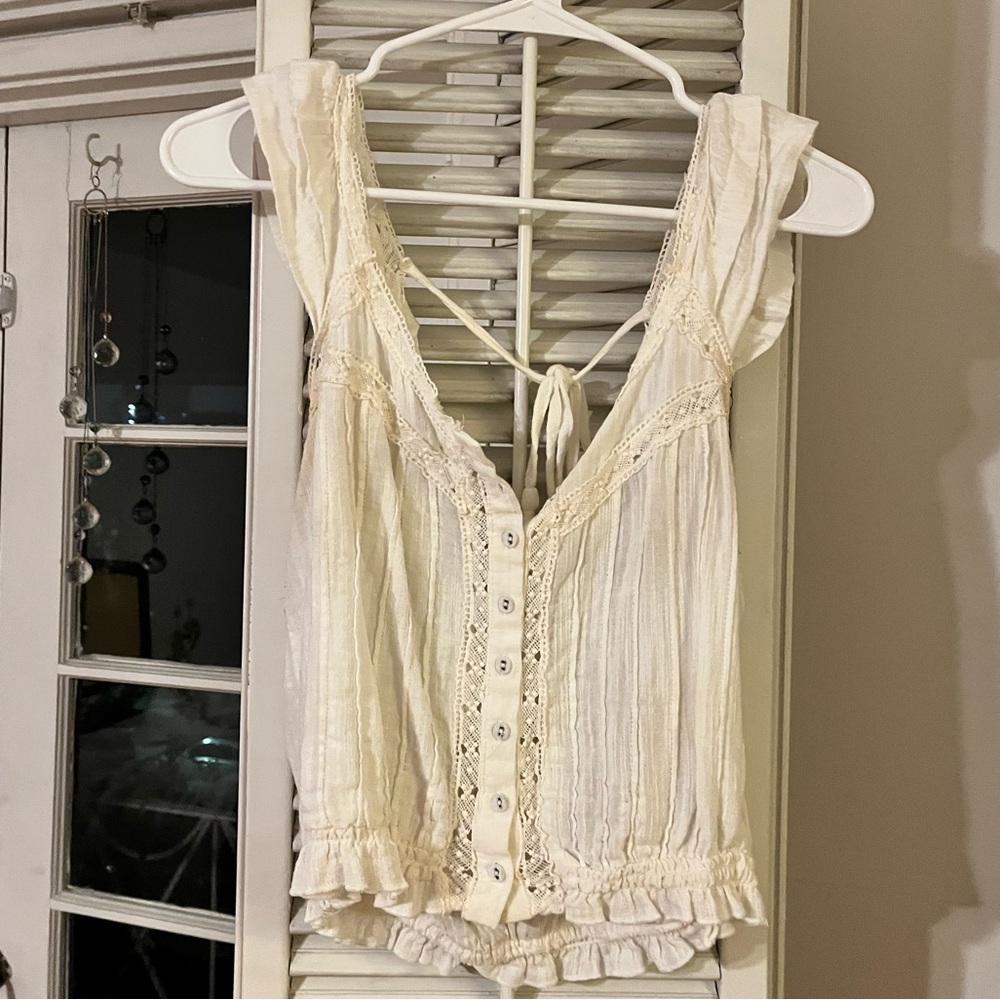American Rag Delicate Cottage Button Down Tank